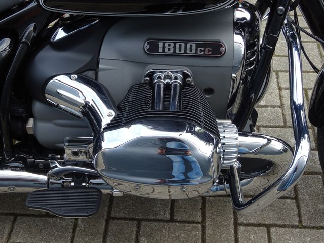 bmw - r-18-classic