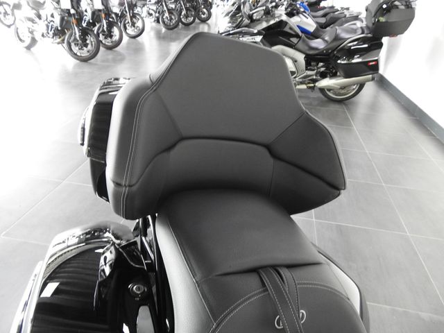 bmw - r-18-transcontinental
