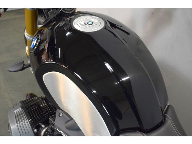 bmw - r-nine-t