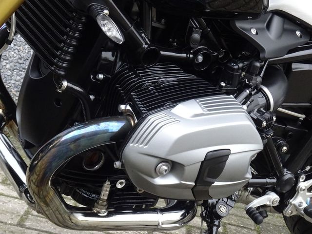 bmw - r-nine-t