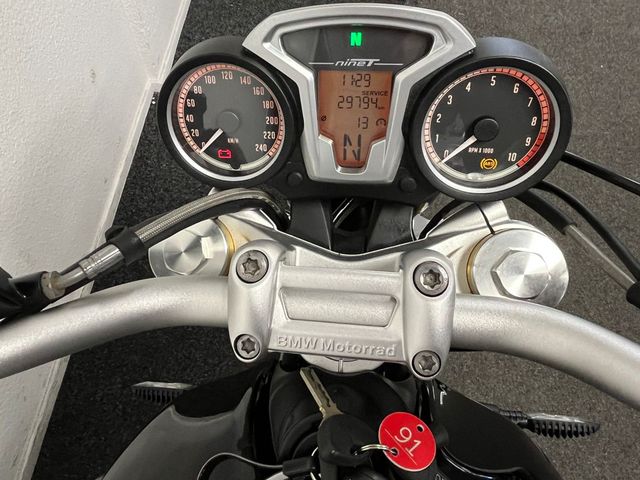 bmw - r-nine-t
