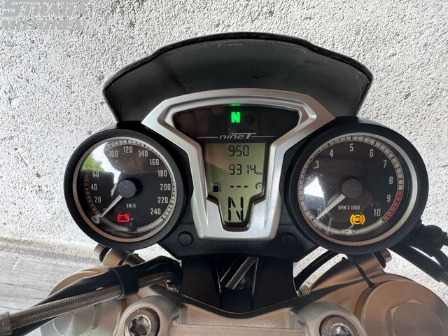 bmw - r-nine-t