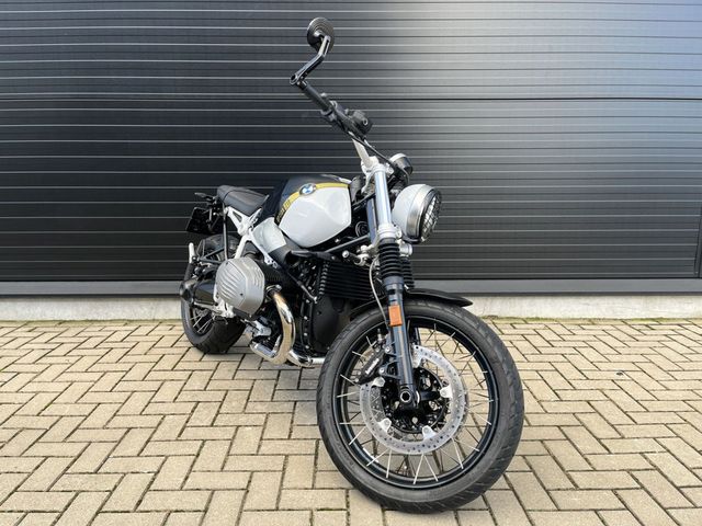 bmw - r-nine-t-scrambler