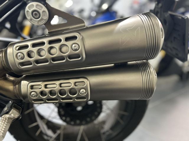 bmw - r-nine-t-scrambler