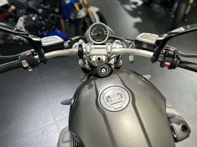 bmw - r-nine-t-scrambler