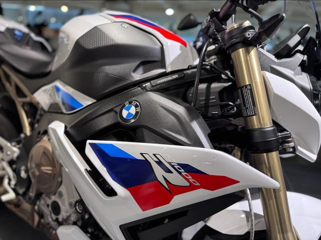 bmw - s-1000-r