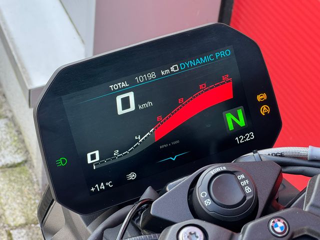 bmw - s-1000-r