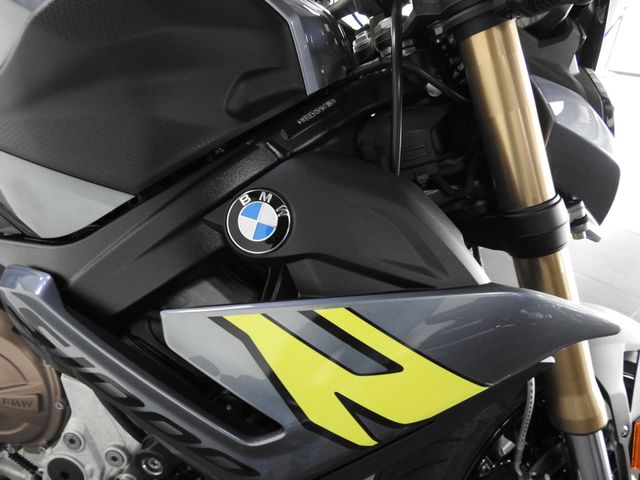 bmw - s-1000-r