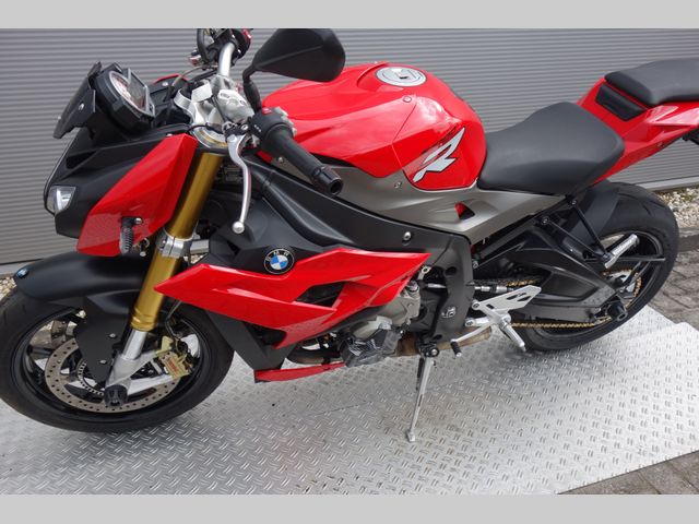 bmw - s-1000-r