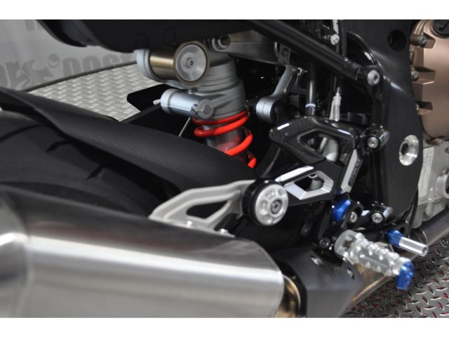 bmw - s-1000-r