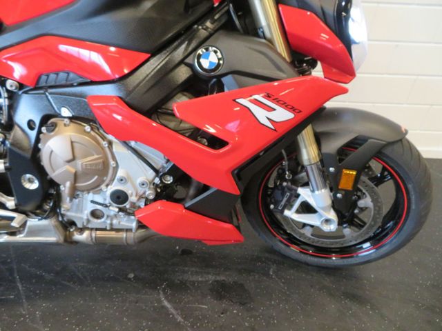 bmw - s-1000-r