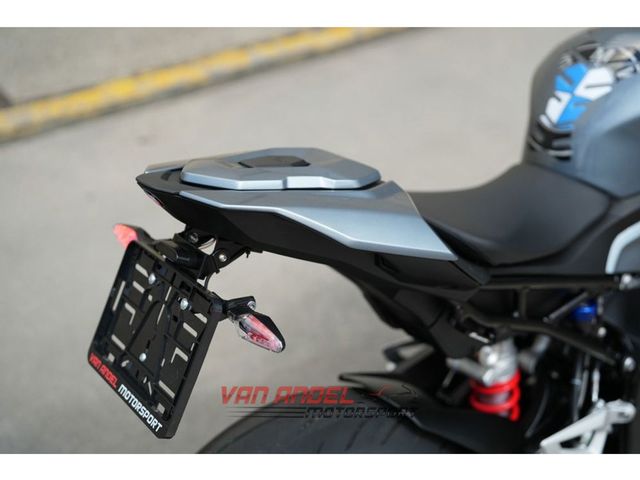 bmw - s-1000-r