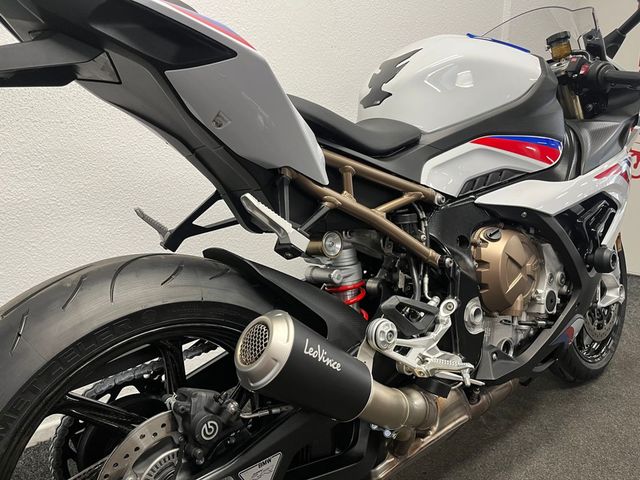 bmw - s-1000-rr-carbon-edition