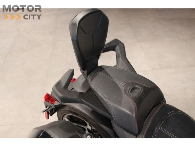 can-am - ryker-900