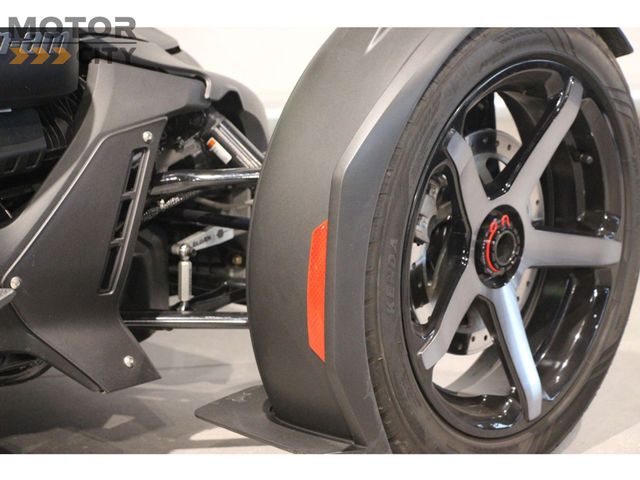 can-am - ryker-900