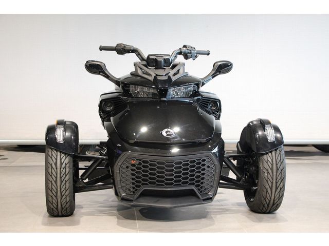 can-am - spyder-f3