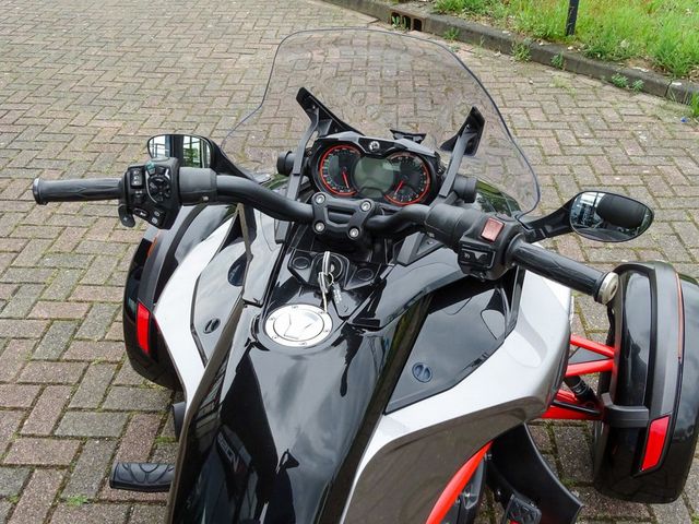 can-am - spyder-f3s