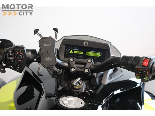 can-am - spyder-f3s-special-series
