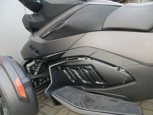 can-am - spyder-rt-limited