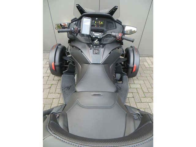 can-am - spyder-rt-limited