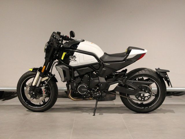 cfmoto - 700-cl-x-sport