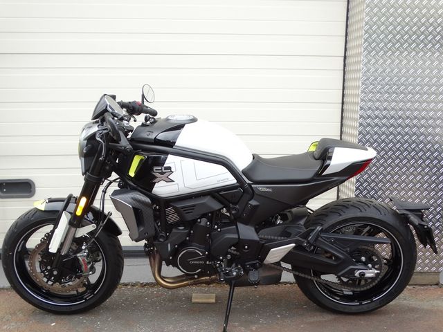 cfmoto - 700-cl-x-sport