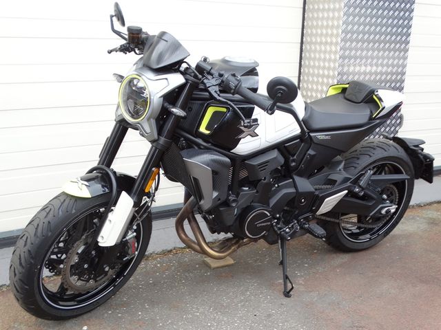 cfmoto - 700-cl-x-sport