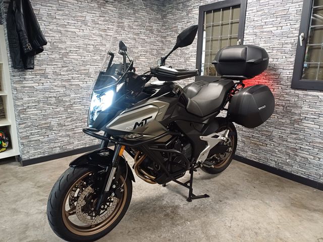 cfmoto - 700-mt
