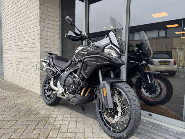 cfmoto - 700-mt-adventure