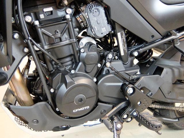 cfmoto - 800-mt-explorer