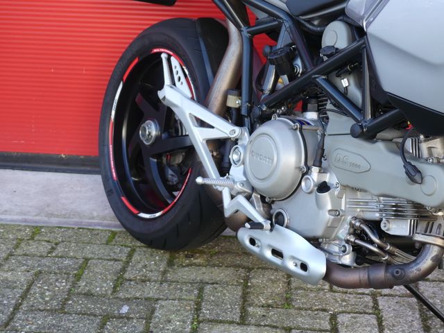 ducati - 1000-ds-multistrada