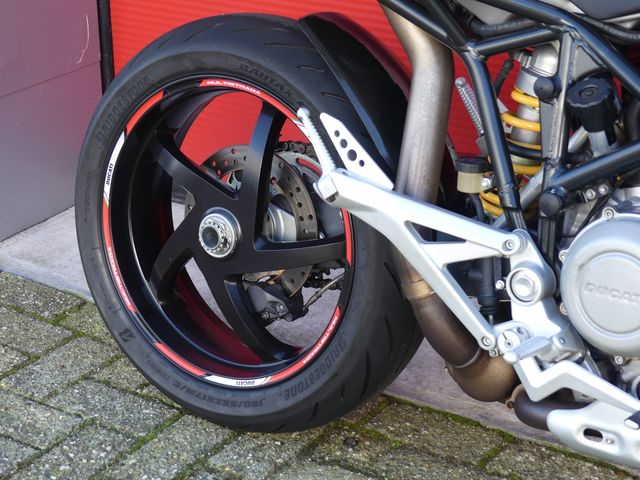 ducati - 1000-ds-multistrada