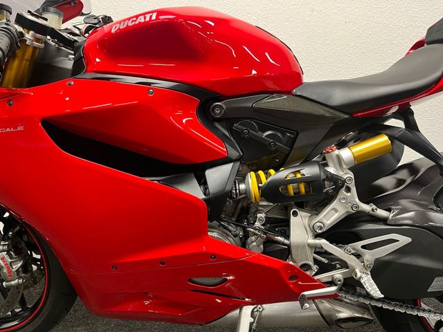 ducati - 1199-panigale