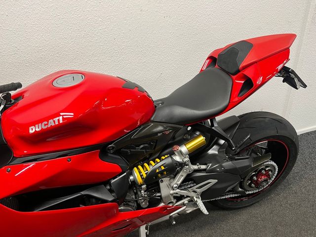 ducati - 1199-panigale