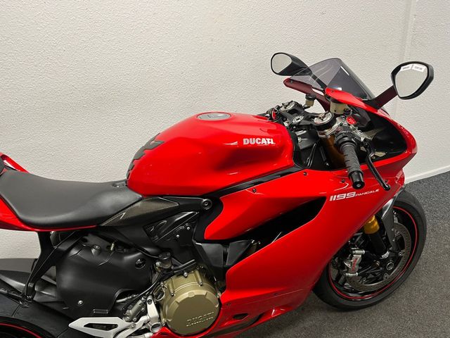 ducati - 1199-panigale