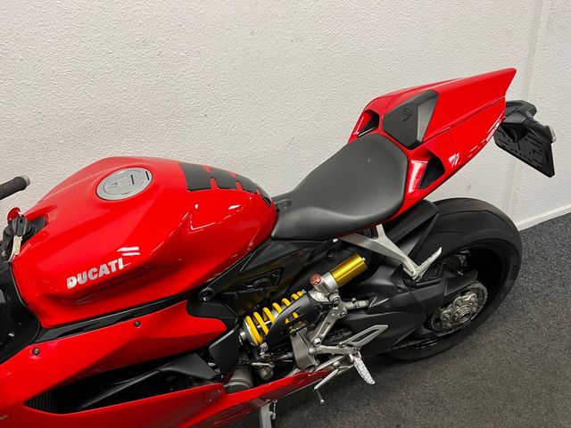 ducati - 1199-panigale