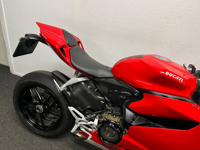 ducati - 1199-panigale