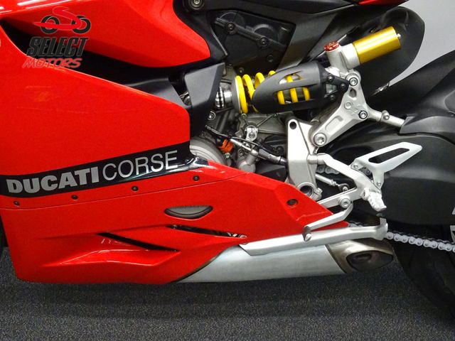 ducati - 1199-panigale