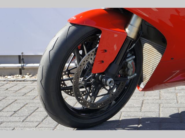 ducati - 1199-panigale
