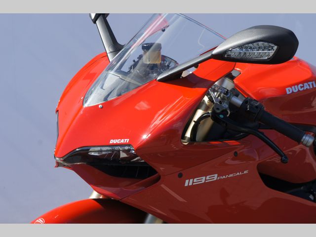 ducati - 1199-panigale