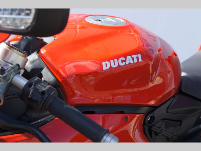 ducati - 1199-panigale