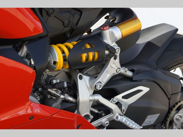 ducati - 1199-panigale