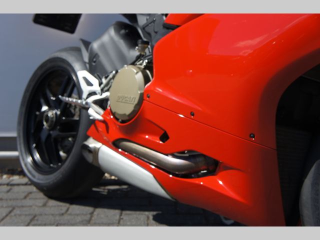 ducati - 1199-panigale