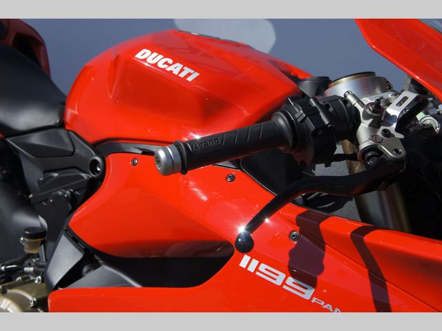 ducati - 1199-panigale