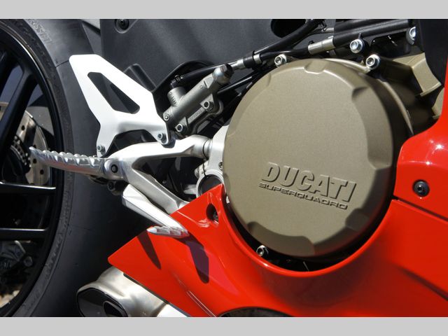 ducati - 1199-panigale