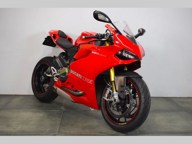 ducati - 1199-panigale-s