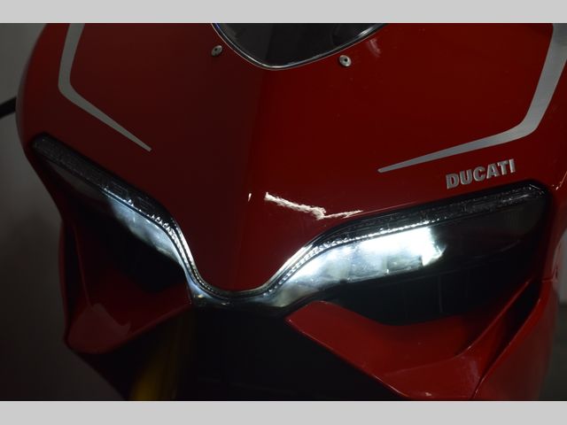 ducati - 1199-panigale-s