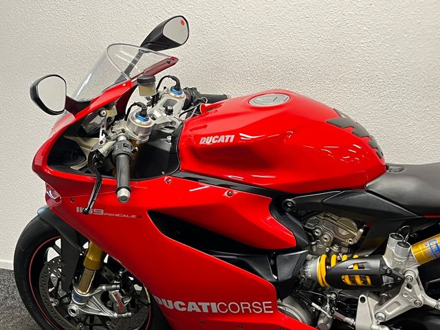 ducati - 1199-panigale-s