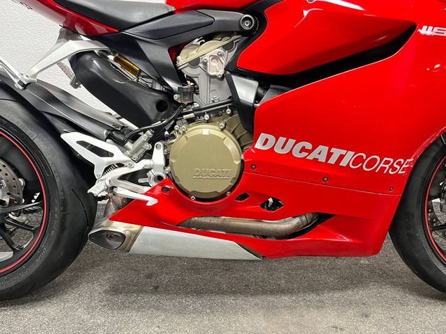 ducati - 1199-panigale-s