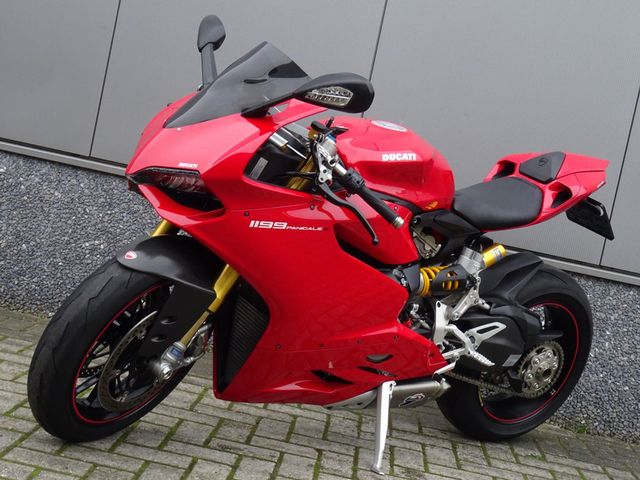 ducati - 1199-panigale-s